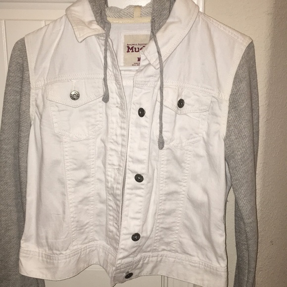 (NWT) White Denim Jacket w Gray Hood and Sleeves - Picture 1 of 3
